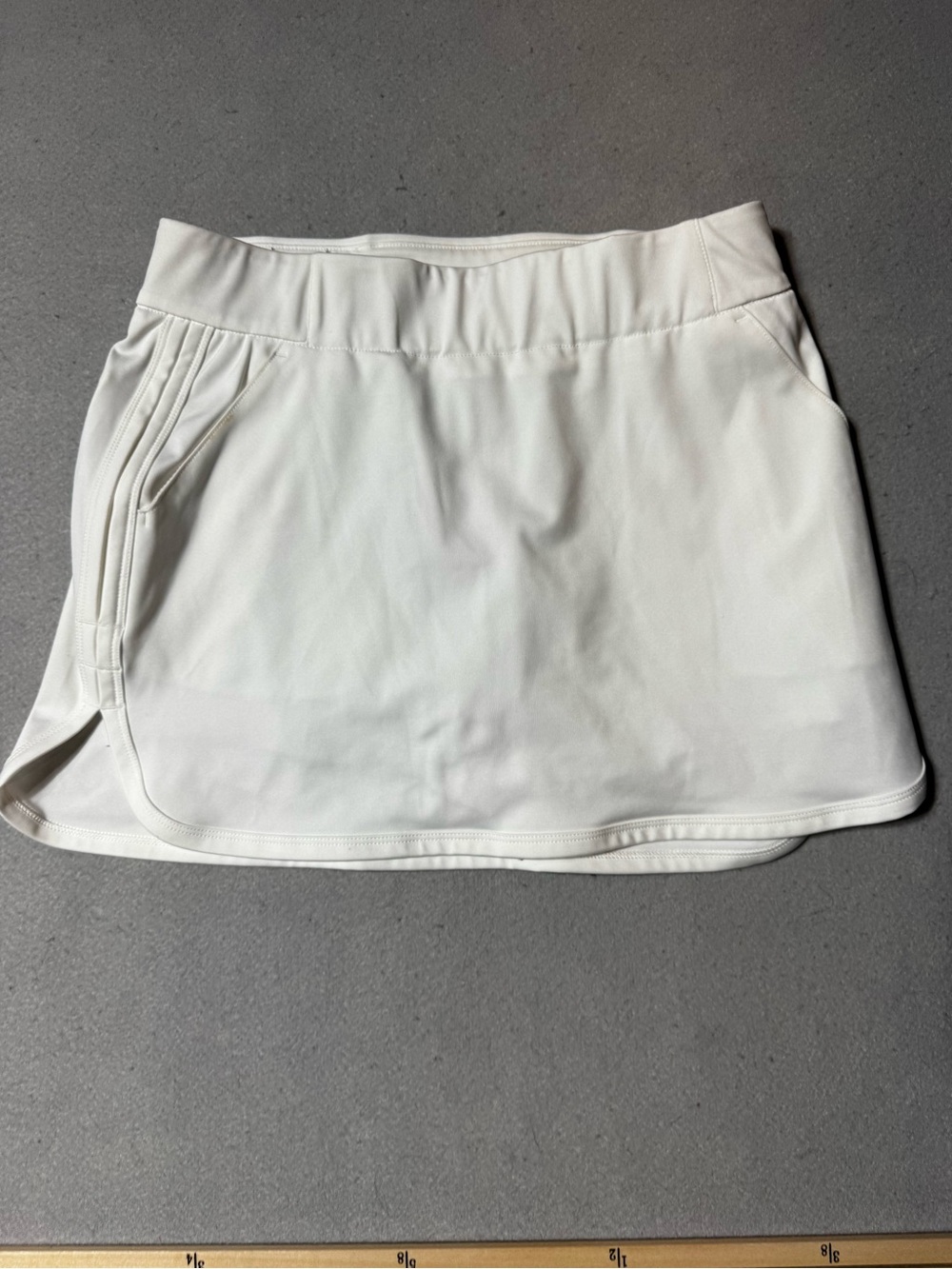 Columbia Women's White Athletic Skort - Lightweight Sports Shorts Size S